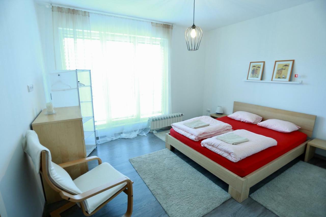 Hotel Sentis Uschhorod Exterior foto